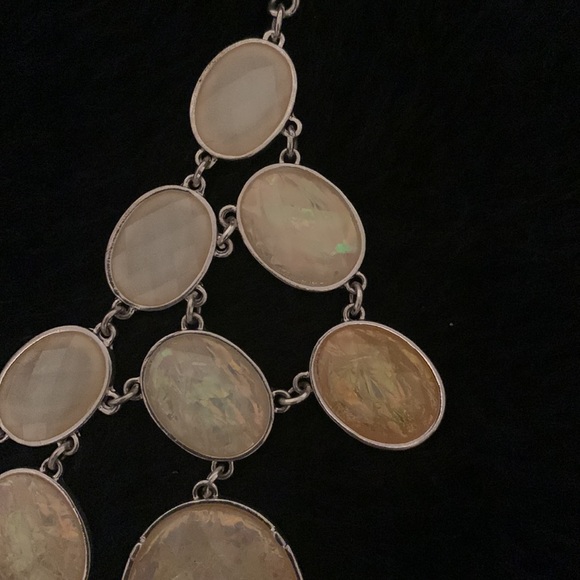 NWOT Macy’s Statement necklace - Picture 3 of 7